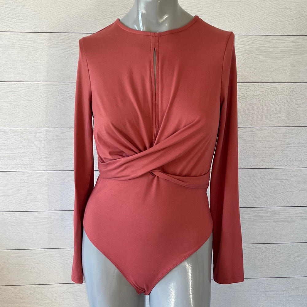 Iris bodysuit L